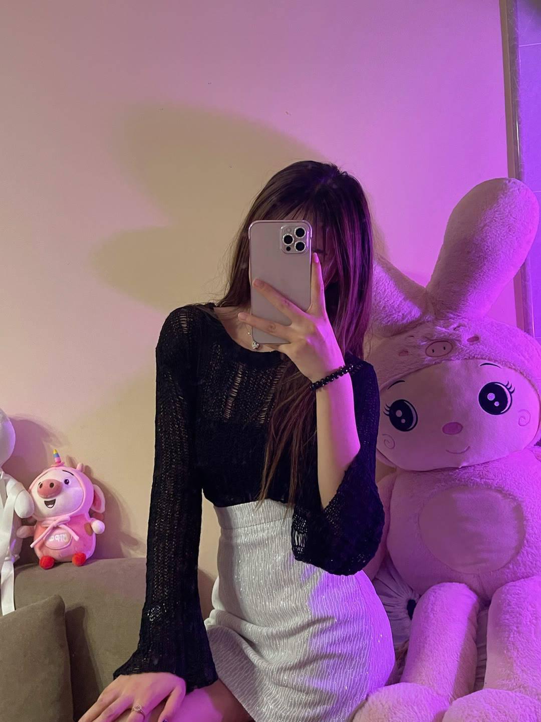 天津市南开刚出来不久，水多活好的小妹